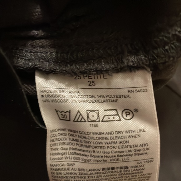 Gap pants. 2 pairs - Picture 4 of 6